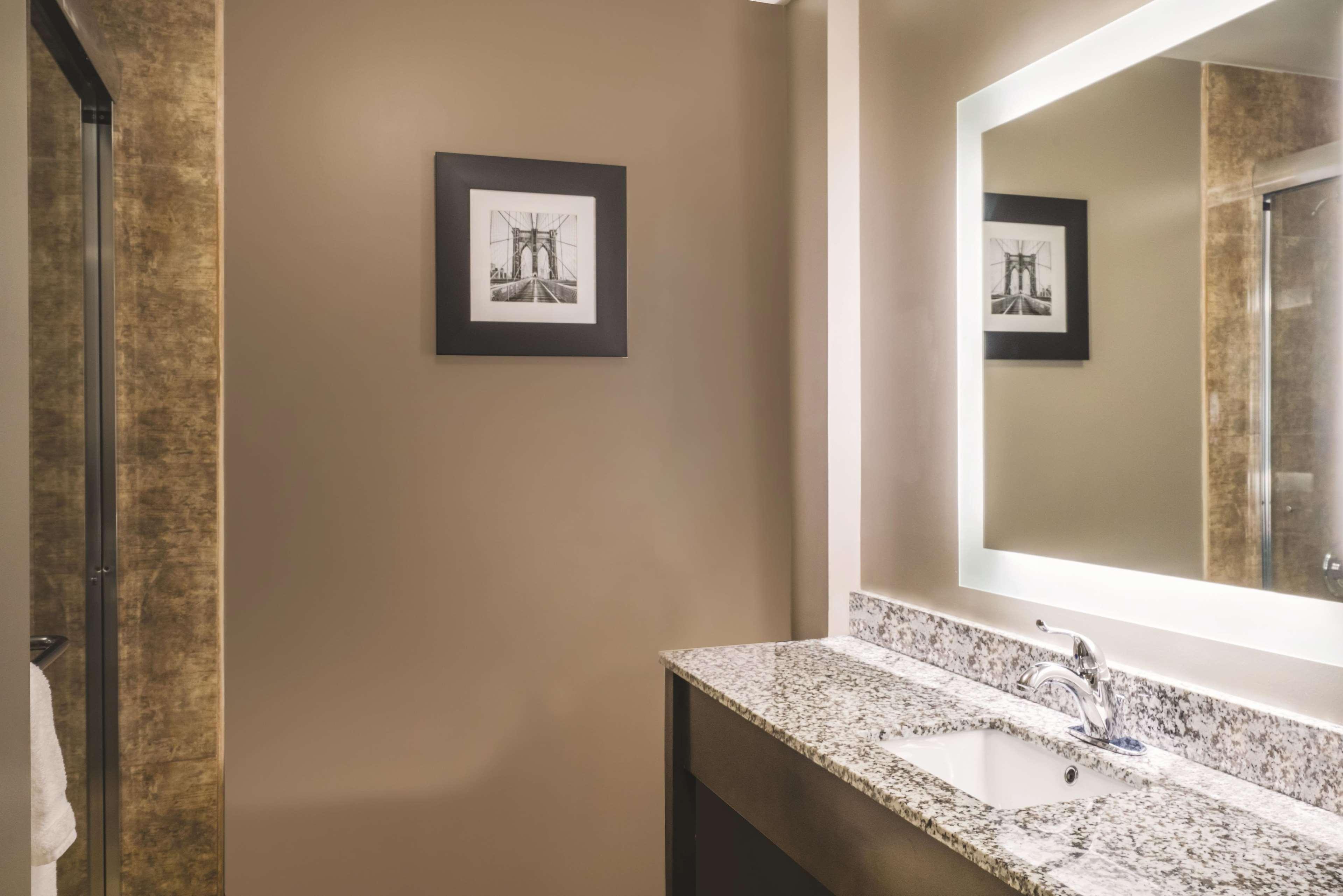 La Quinta By Wyndham Brooklyn Central New York Kültér fotó